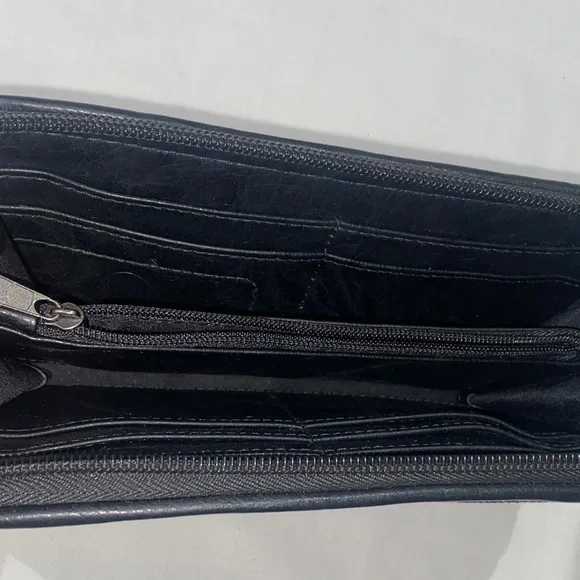 Loungefly Charcoal Skull Pattern Wallet - Picture 5 of 8